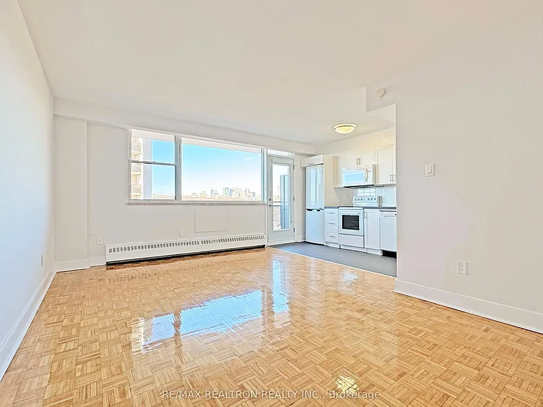 276 Saint George St #308 — Photo 3