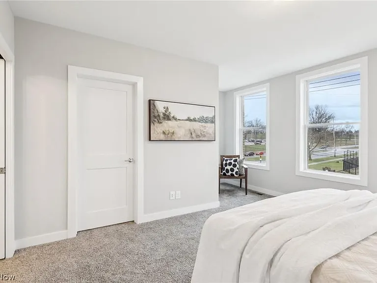 11218 N Park Pl — Photo 23