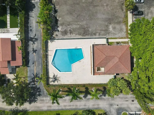 10792 La Placida Drive #4, Coral Springs, FL 33065