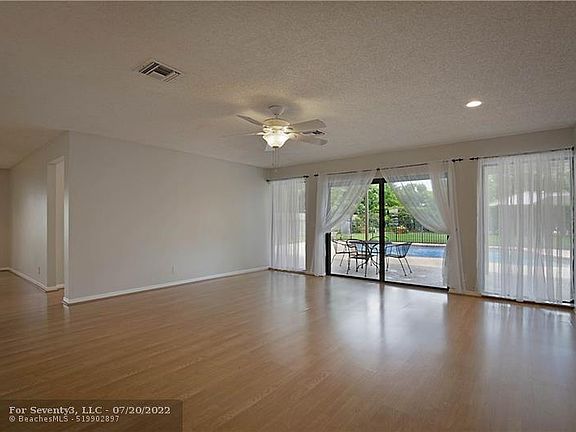 5th image of 8563 Shadow Wood Blvd