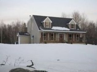 174 Long Ridge Rd, Burlington, ME 04417