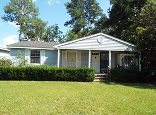 305 Cat Squirrel Rd, Glenwood, GA 30428