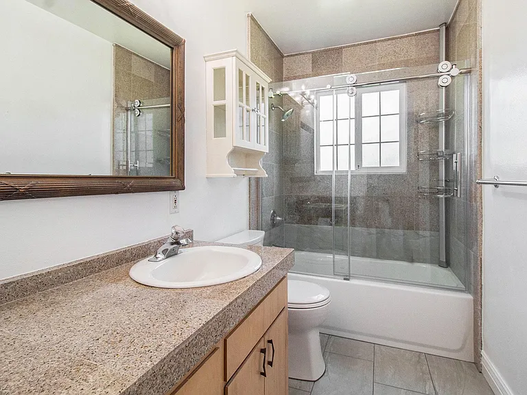 216 Via Del Sol — Photo 17