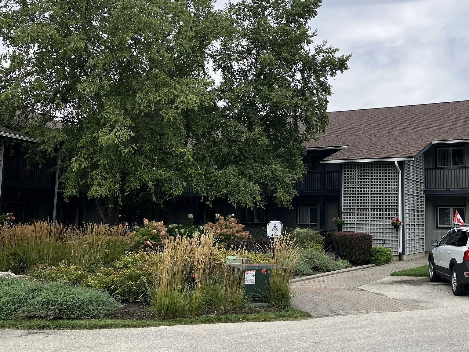 2 bed, $2,750 — Photo 3