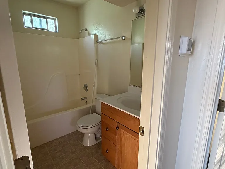 716 N Richey Blvd — Photo 10