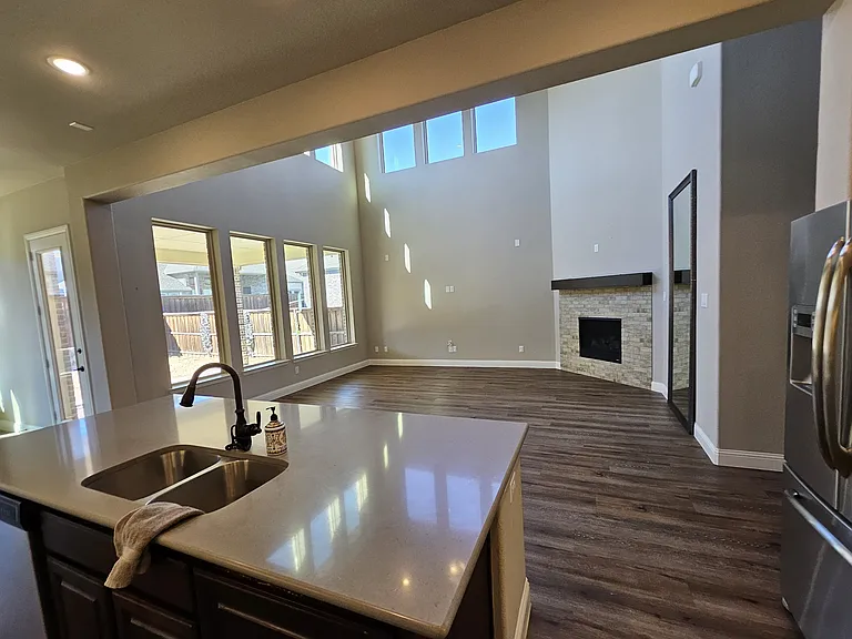 810 Elm Park Dr — Photo 14
