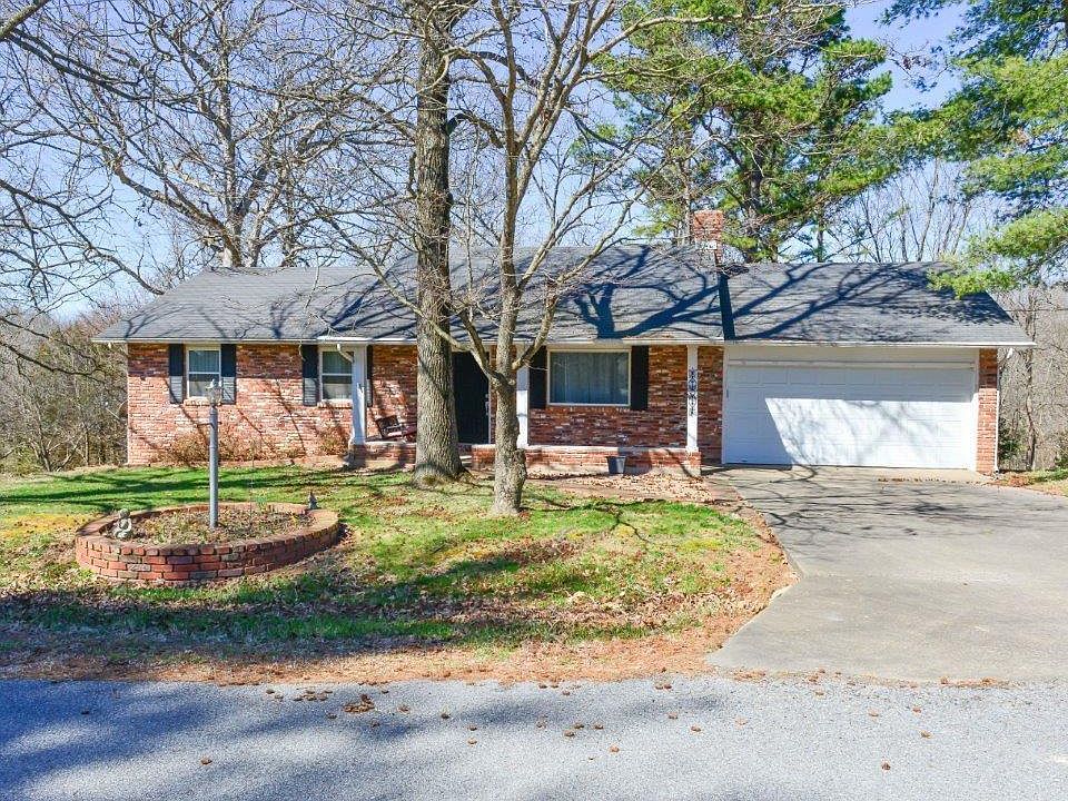 1st image of 9695 Palomino Dr
