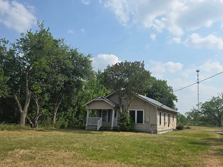 18327 Blake Manor Rd — Photo 22