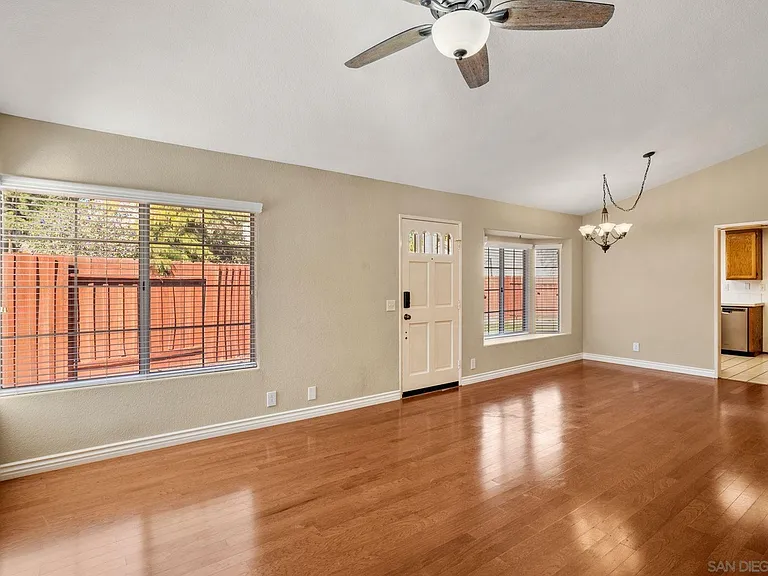 2129 Domingo Gln — Photo 6