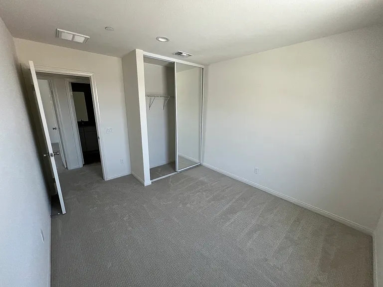 20189 Breeze Blooms Dr — Photo 12