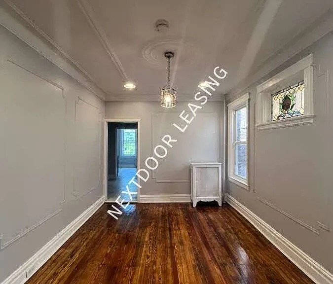 211 Grant Ave #1M — Photo 7