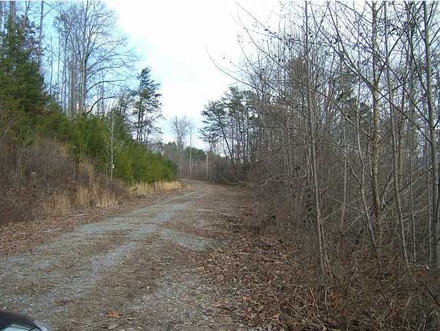 2nd image of 11 Boulder Dr