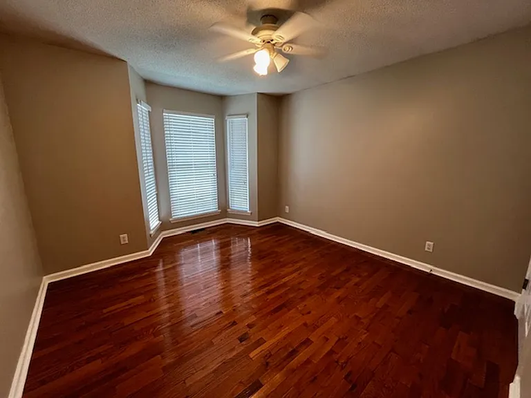 3642 Michigan Avenue Rd NE — Photo 15