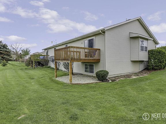 4th image of 639 Wilshire Ct #17