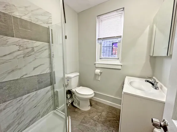 537 Washington Street image 13 of 16