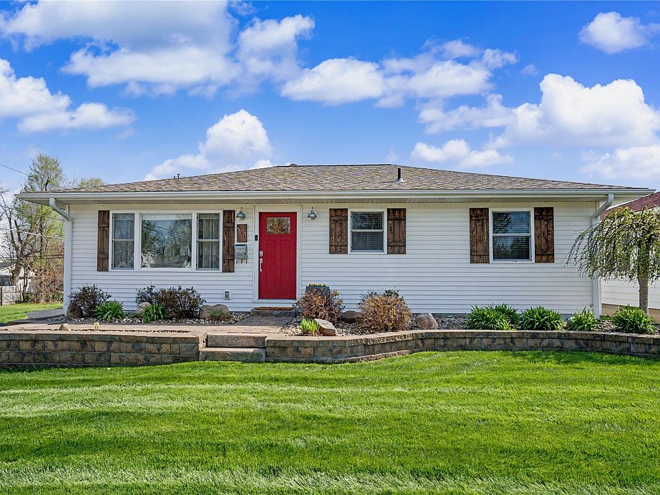 1st image of 1101 Staub Ct NE