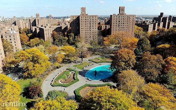 gal-bronx-real-estate-7-jpg[1]