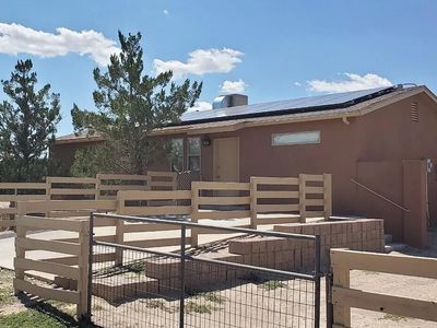 5709 Don Pasquale Dr SW, Albuquerque, NM, 87121