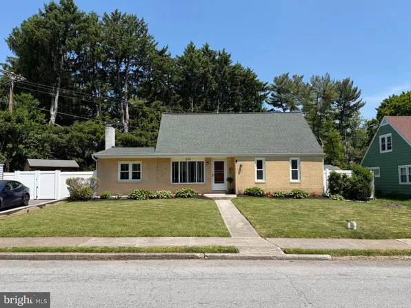 230 Oxford Cir, Norristown, PA 19403