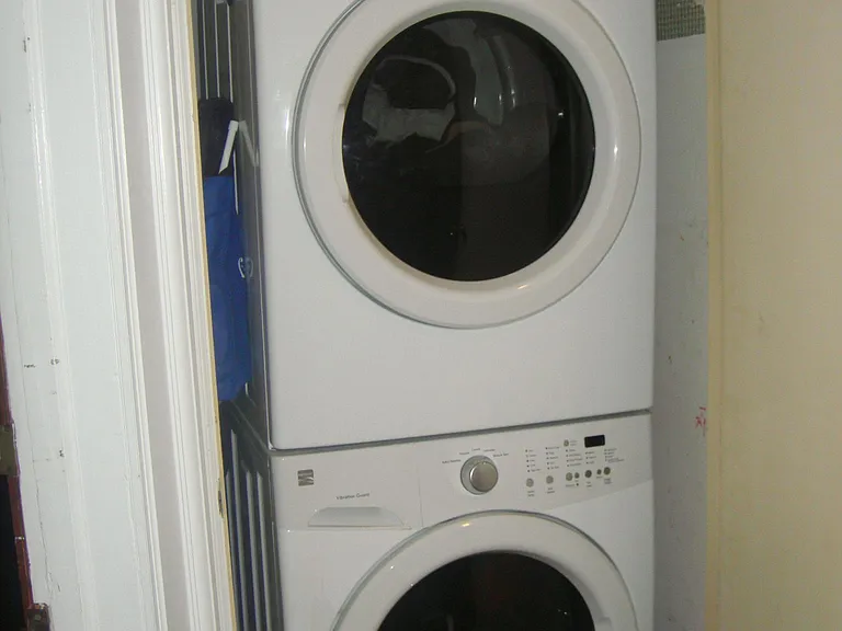Apt 2 & 3- Shared Hallway Laundry