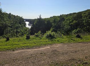 25960 Willow Rd, Hermitage, MO 65668