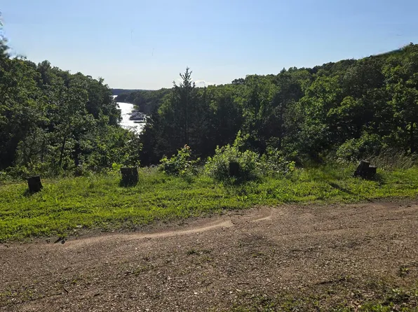 25960 Willow Road, Hermitage, MO 65668