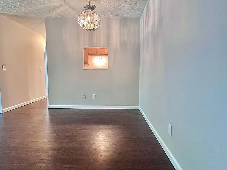 250 E State Rd #7 — Photo 5
