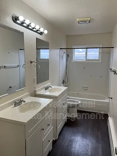 827 E 11th Ave #4 Photo 1