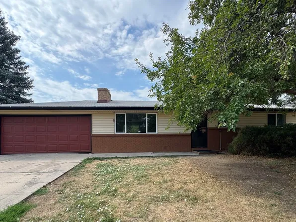 47 University Dr, Longmont, CO 80503