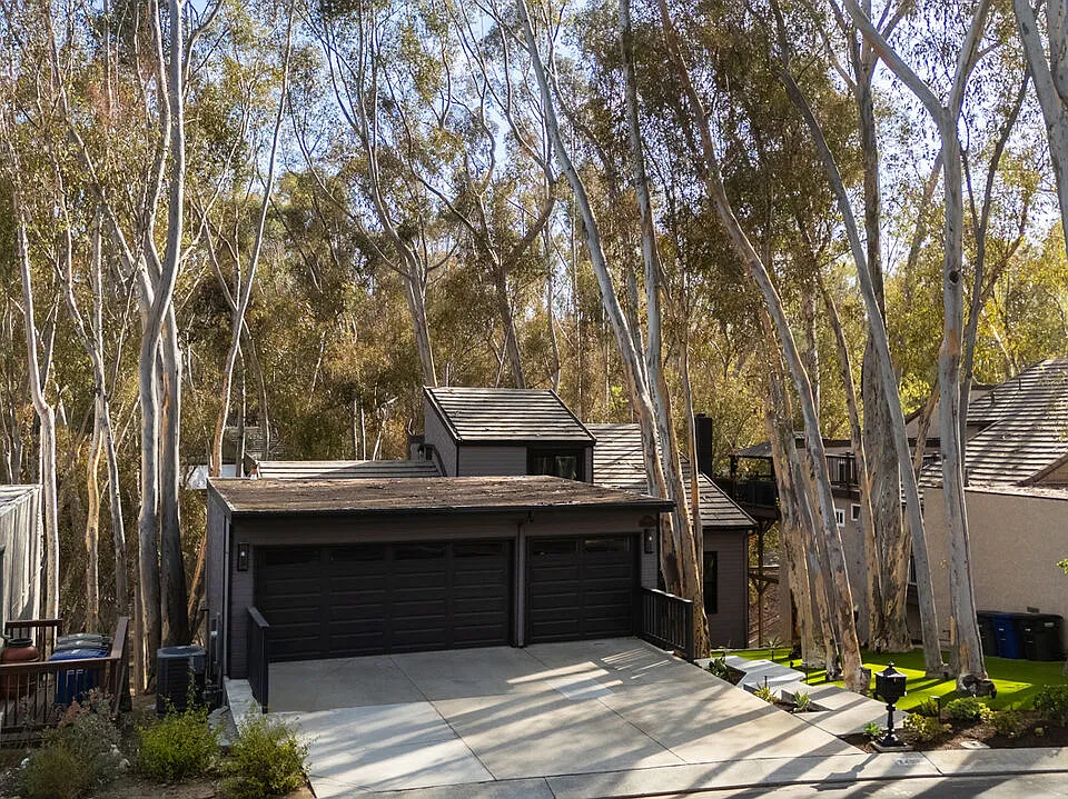 24946 Ravenswood