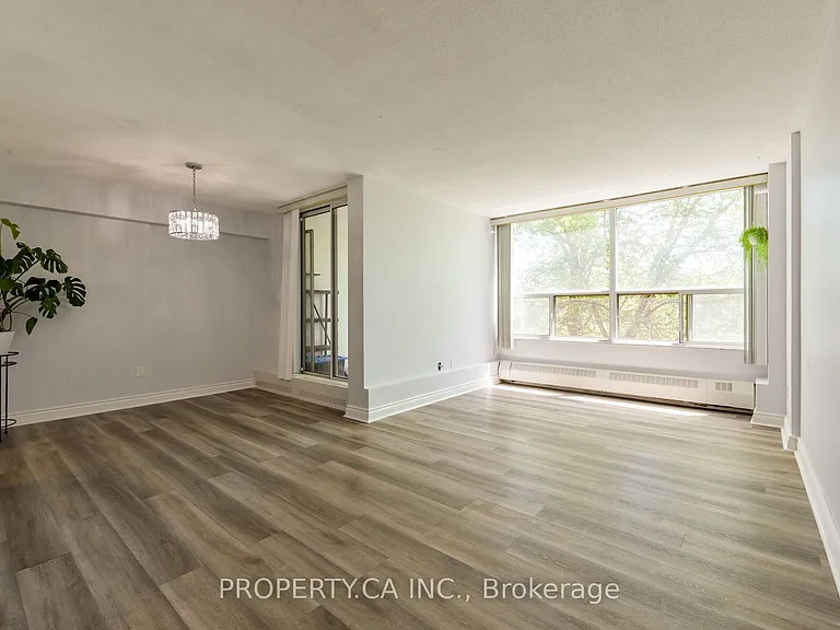 60 Pavane Linkway #207 — Photo 3