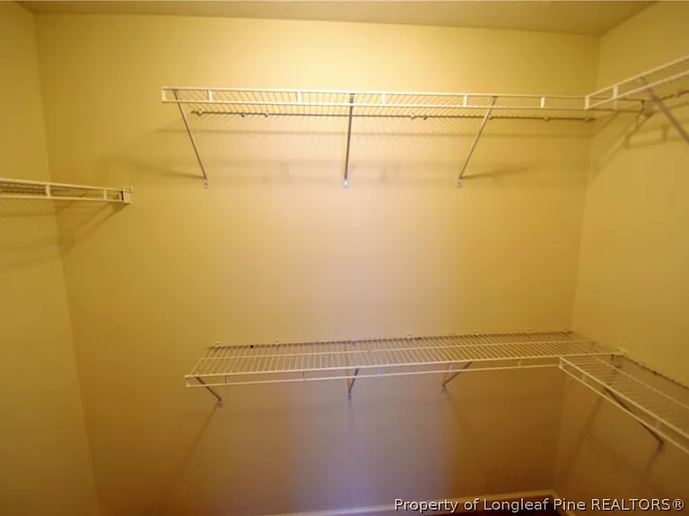 127 Blue Water Dr — Photo 12