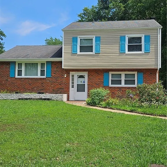 10103 Kexby Rd — Photo 1