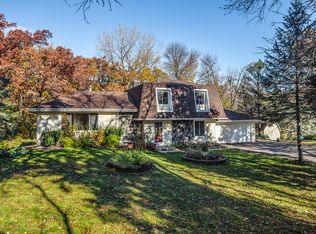 1805 Cliff Rd, Eagan, MN 55122