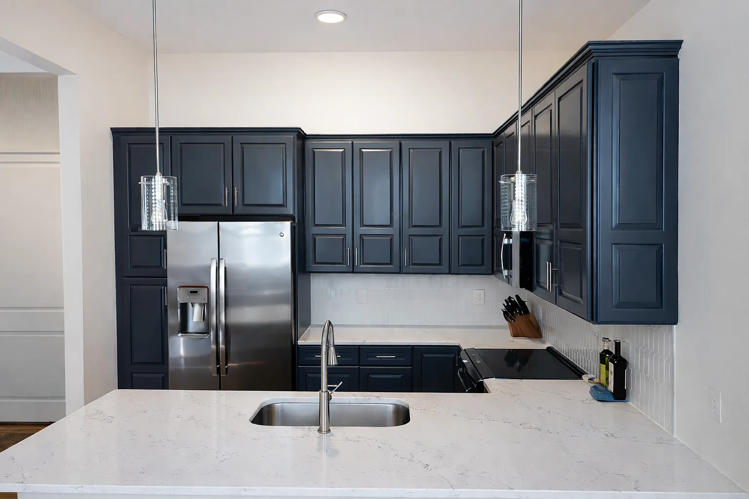 1 bed, 1290 sqft, $3,000 — Photo 2