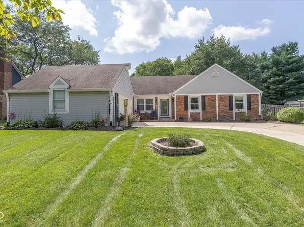 114 Maplewood Dr, Noblesville, IN 46062