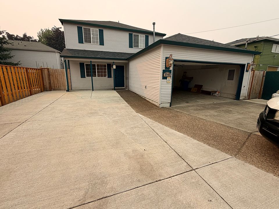 1st image of 3743 SE 122nd Ave