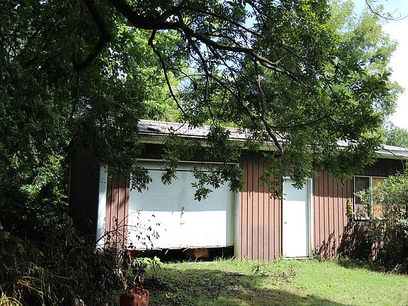 2nd image of 5726 Refugee Rd NW
