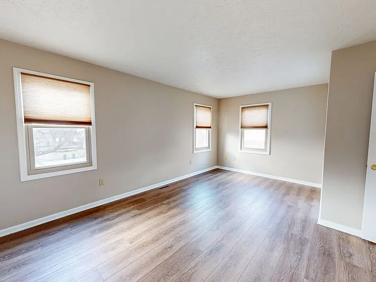 5306 Guinness Ct — Photo 29