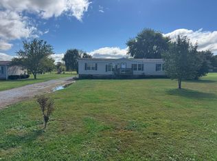 126 Drowning Creek Rd, Waco, KY 40385