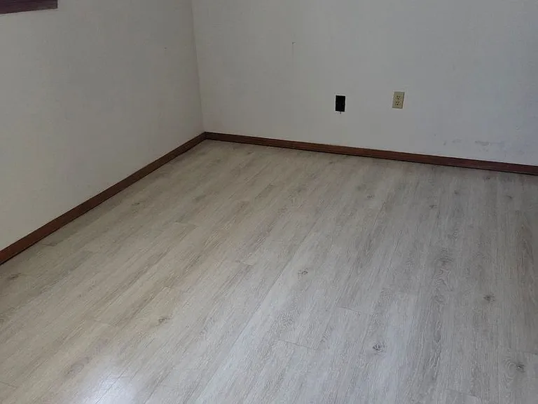 2201 N Main Street 120 Sequoya — Photo 9