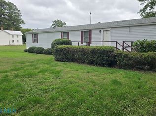 5207 Aberdeen Creek Rd, Gloucester, VA 23061