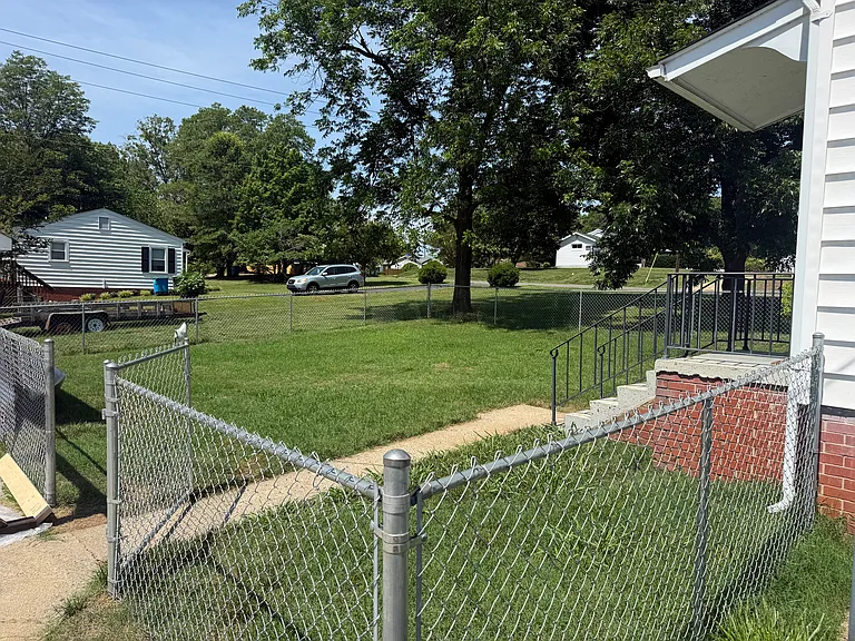 205 Harris St — Photo 16