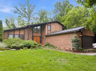 2056 Persimmon Ct, Cincinnati, OH 45231