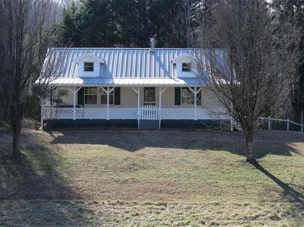 3082 Simpson Park Rd, Gainesville, GA 30506