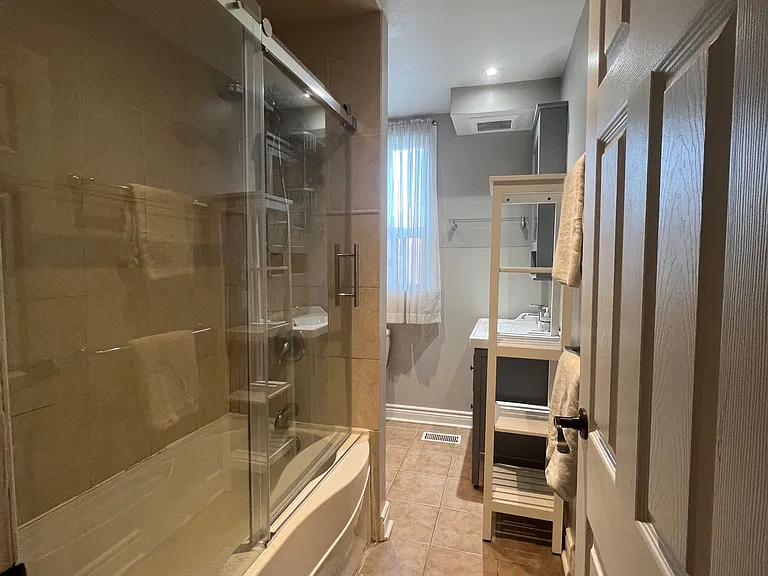 263 Grace St #2 — Photo 3
