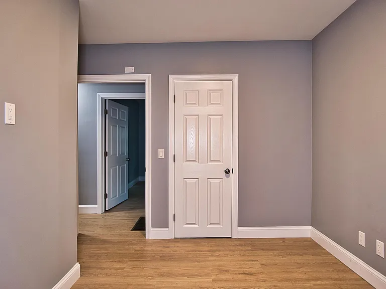 2753 Pleasant St #1 — Photo 36