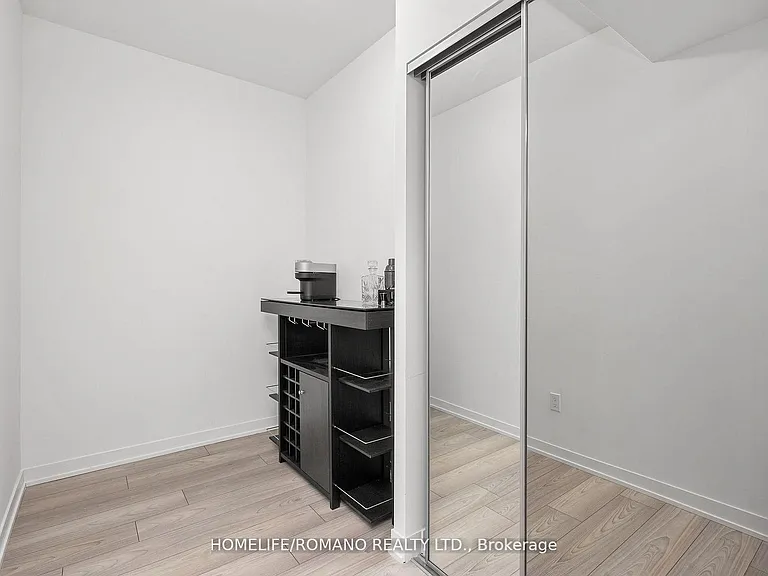 498 Caldari Rd #1426 — Photo 5