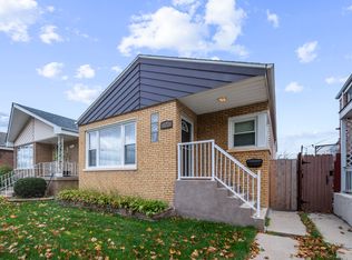 11221 S Avenue H, Chicago, IL