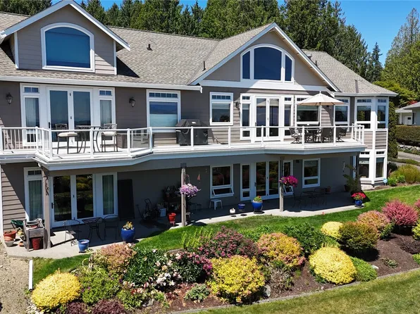 8102 E Perelli Lane, Port Orchard, WA 98366